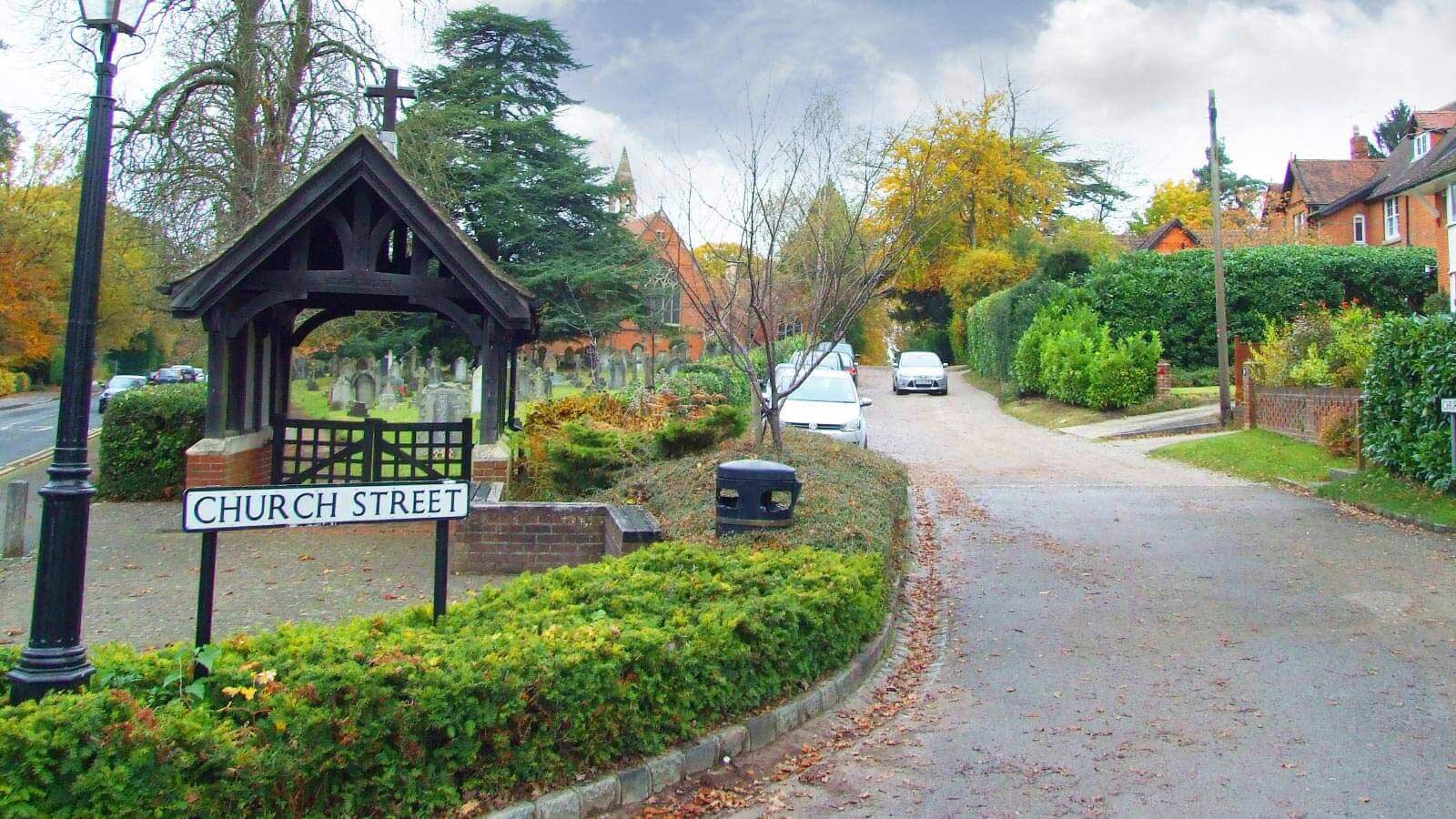 Crowthorne Area Guide