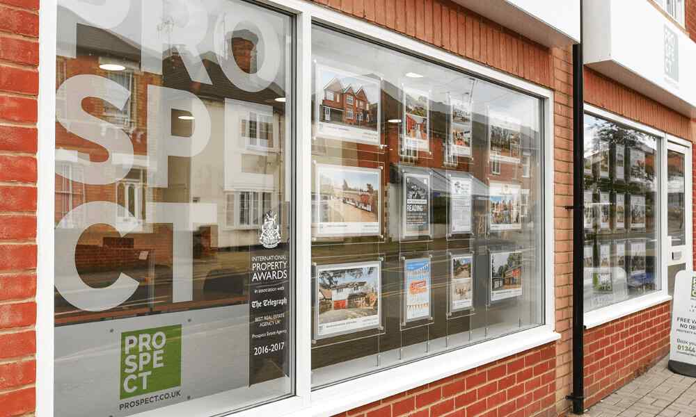 Crowthorne Estate Agents office Crowthorne Estate Agents office 1