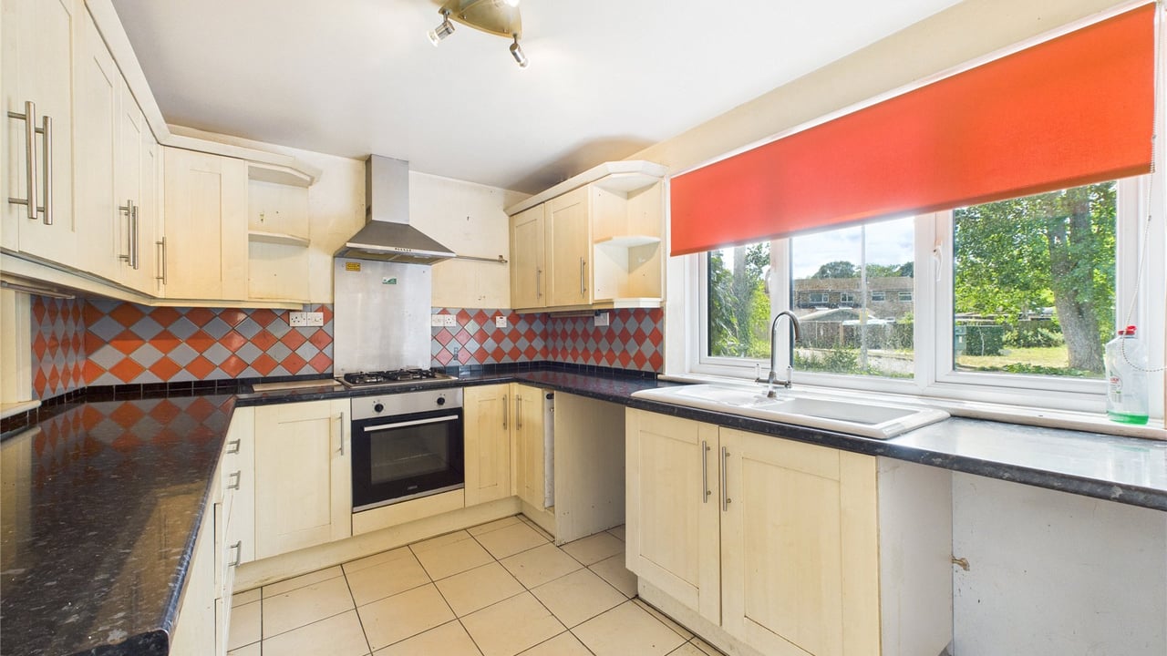 Picture No. 14 - Newton Road, Farnborough