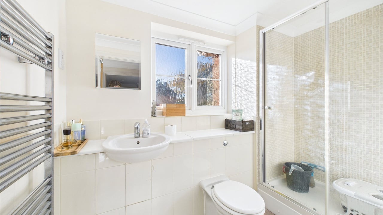 Picture No. 03 - Reading Road, Wokingham