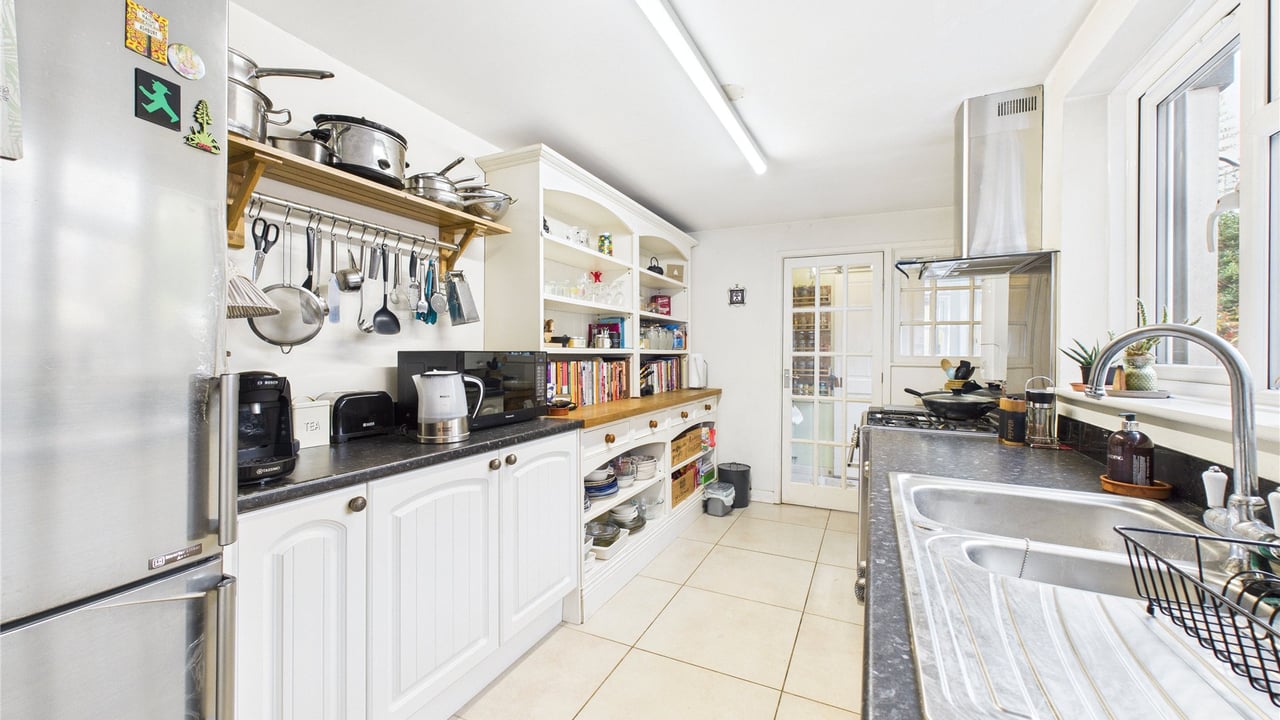 Picture No. 05 - Prospect Road, Farnborough