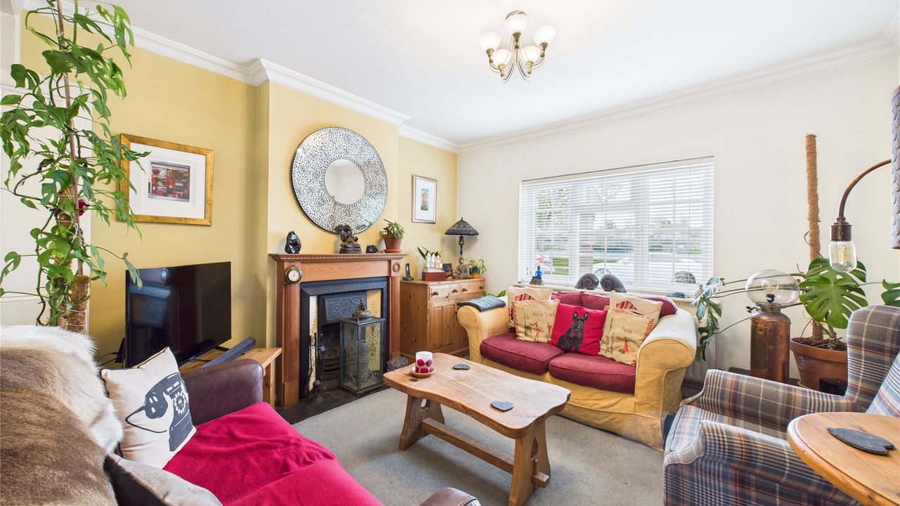 Picture No. 07 - Prospect Road, Farnborough