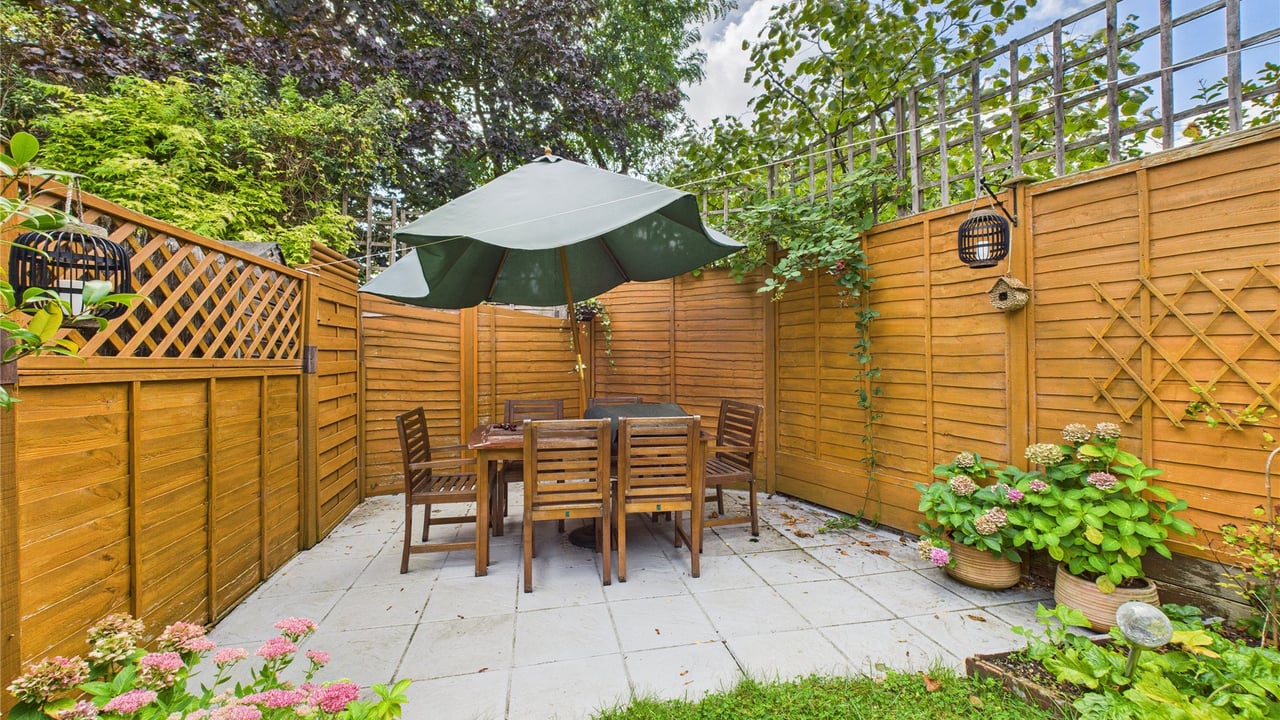 Picture No. 23 - Charlotte Mews, Farnborough