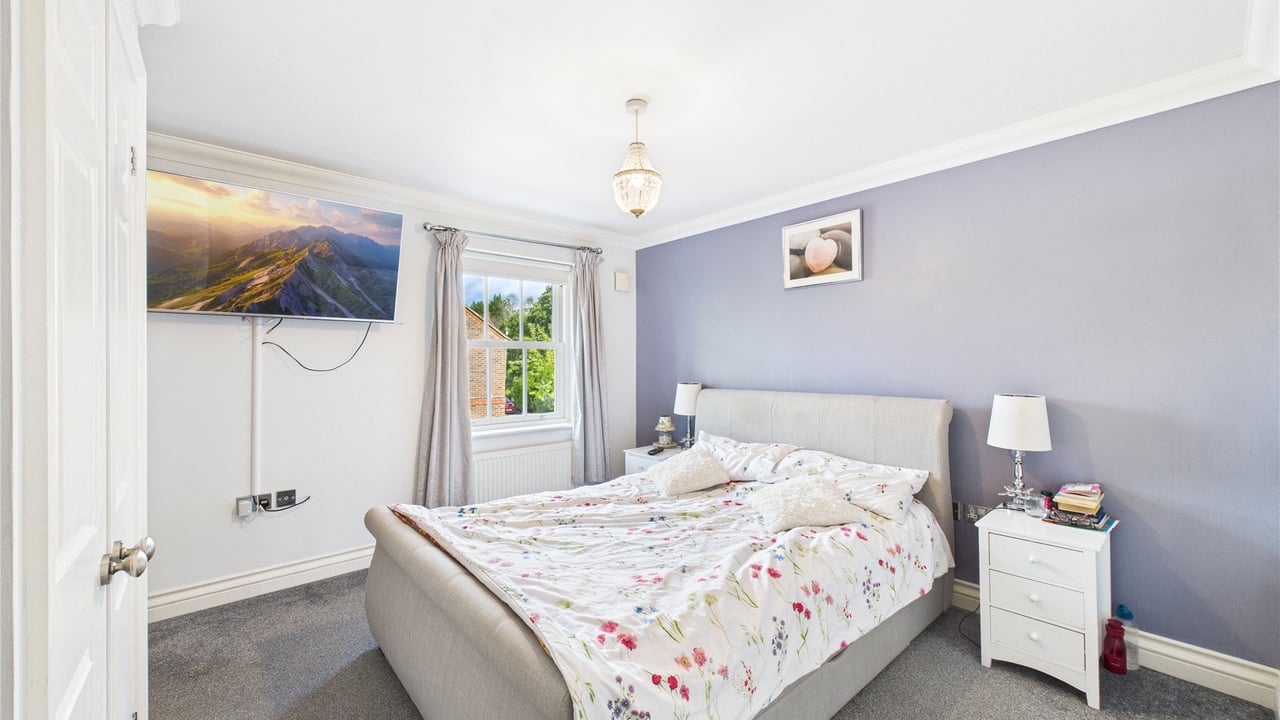 Picture No. 25 - Charlotte Mews, Farnborough