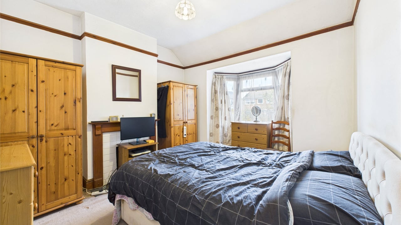 Picture No. 13 - Park Road, Farnborough