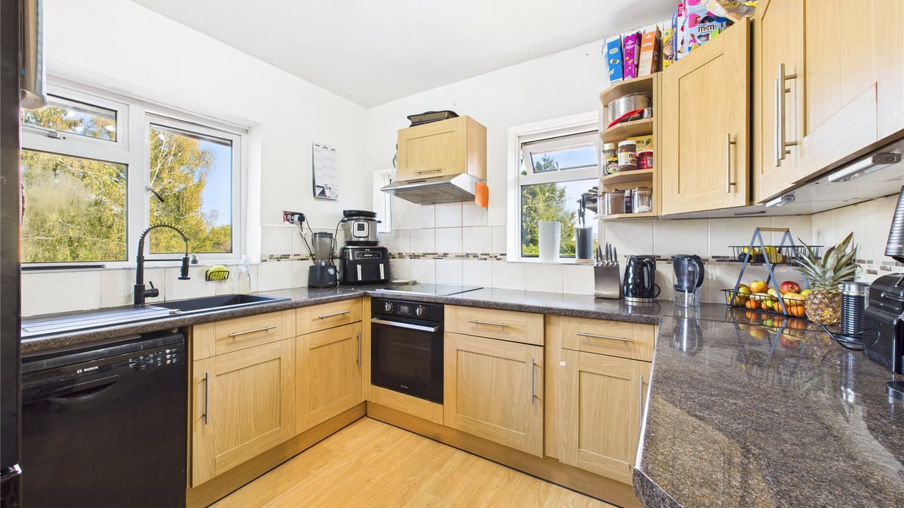 Picture No. 05 - Stubbs Moor Road, Farnborough