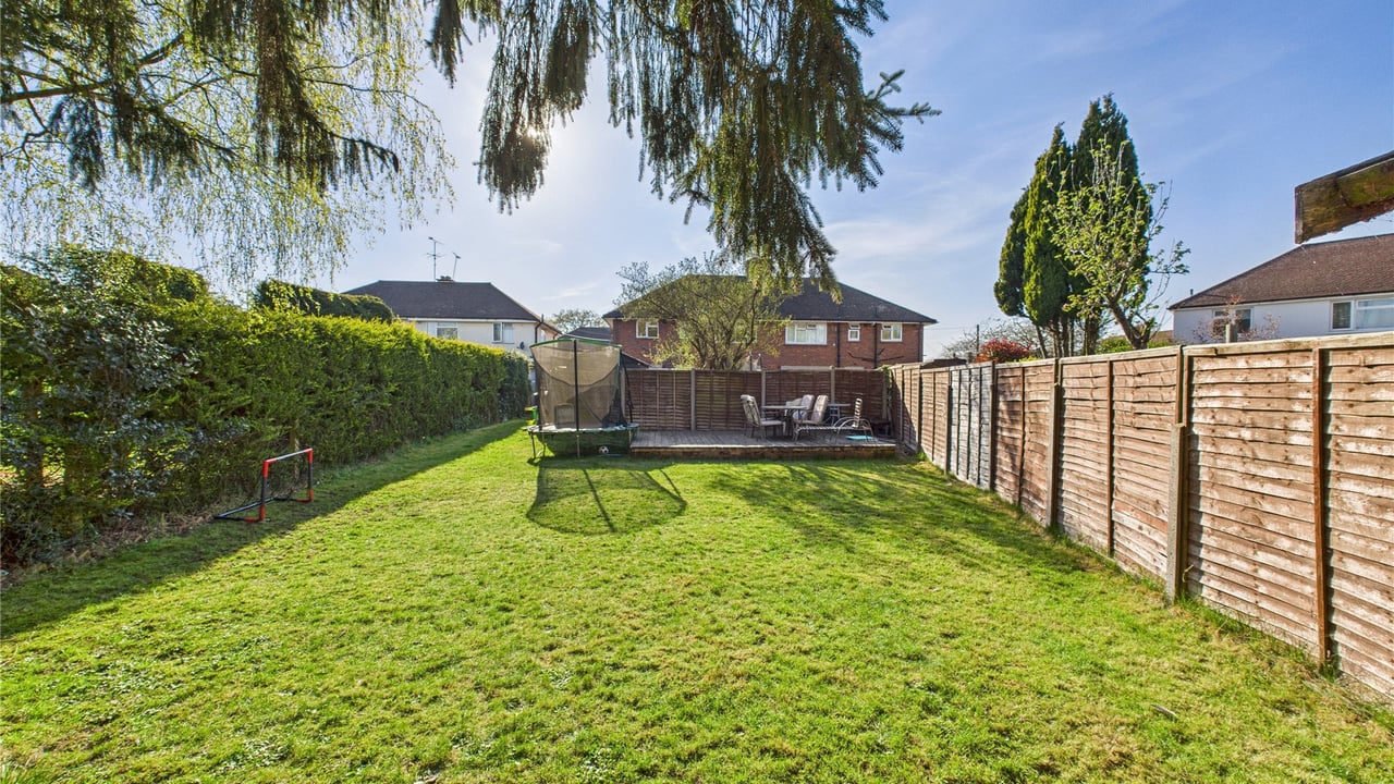 Picture No. 09 - Stubbs Moor Road, Farnborough