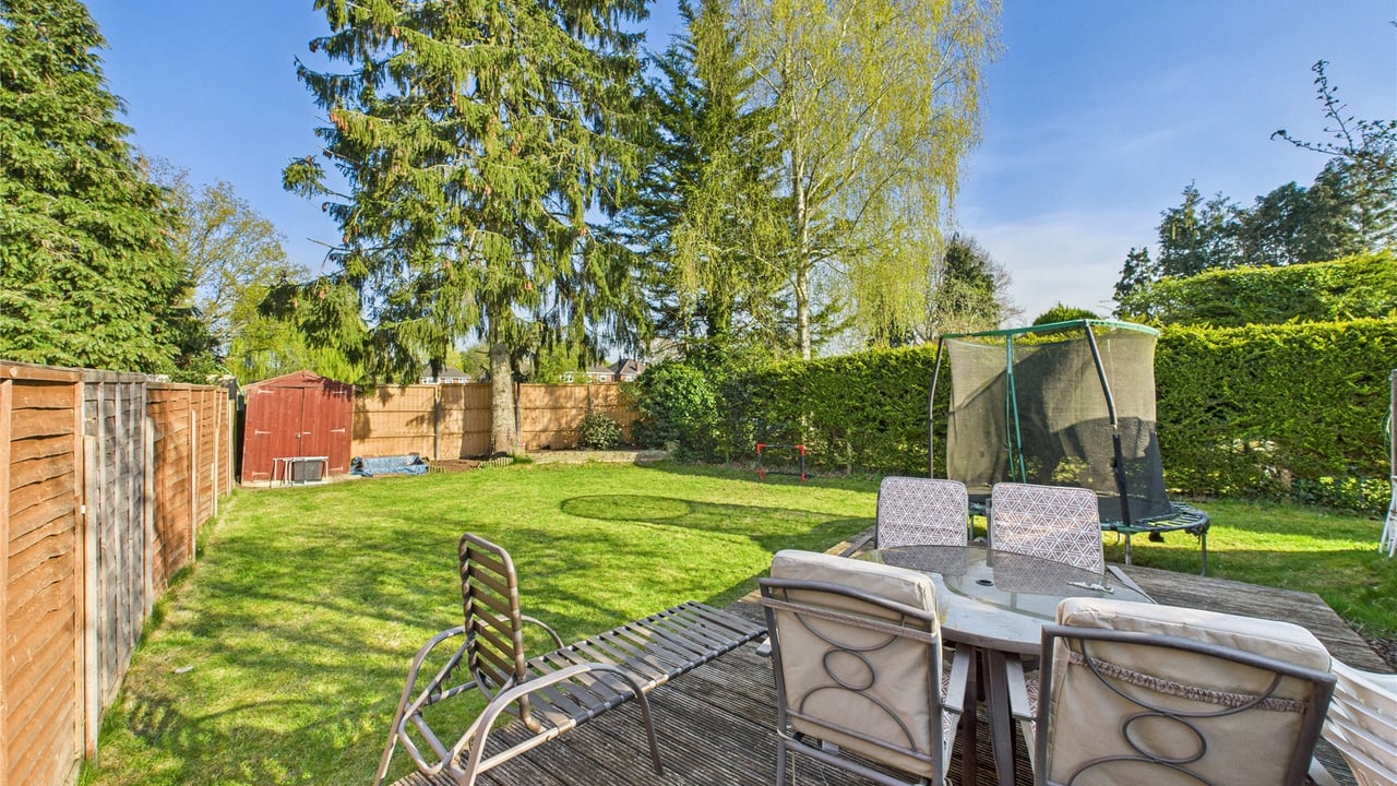 Picture No. 10 - Stubbs Moor Road, Farnborough