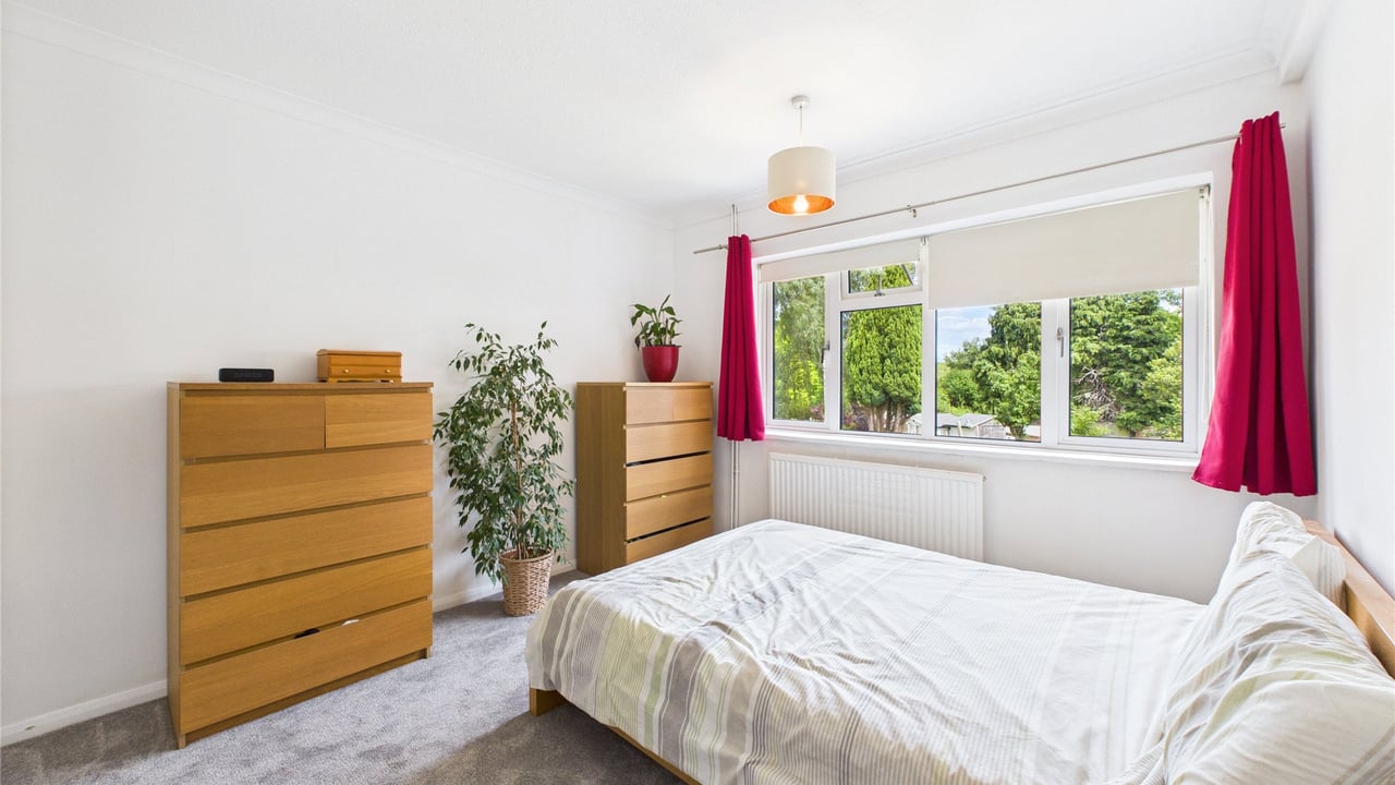 Picture No. 15 - Stubbs Moor Road, Farnborough