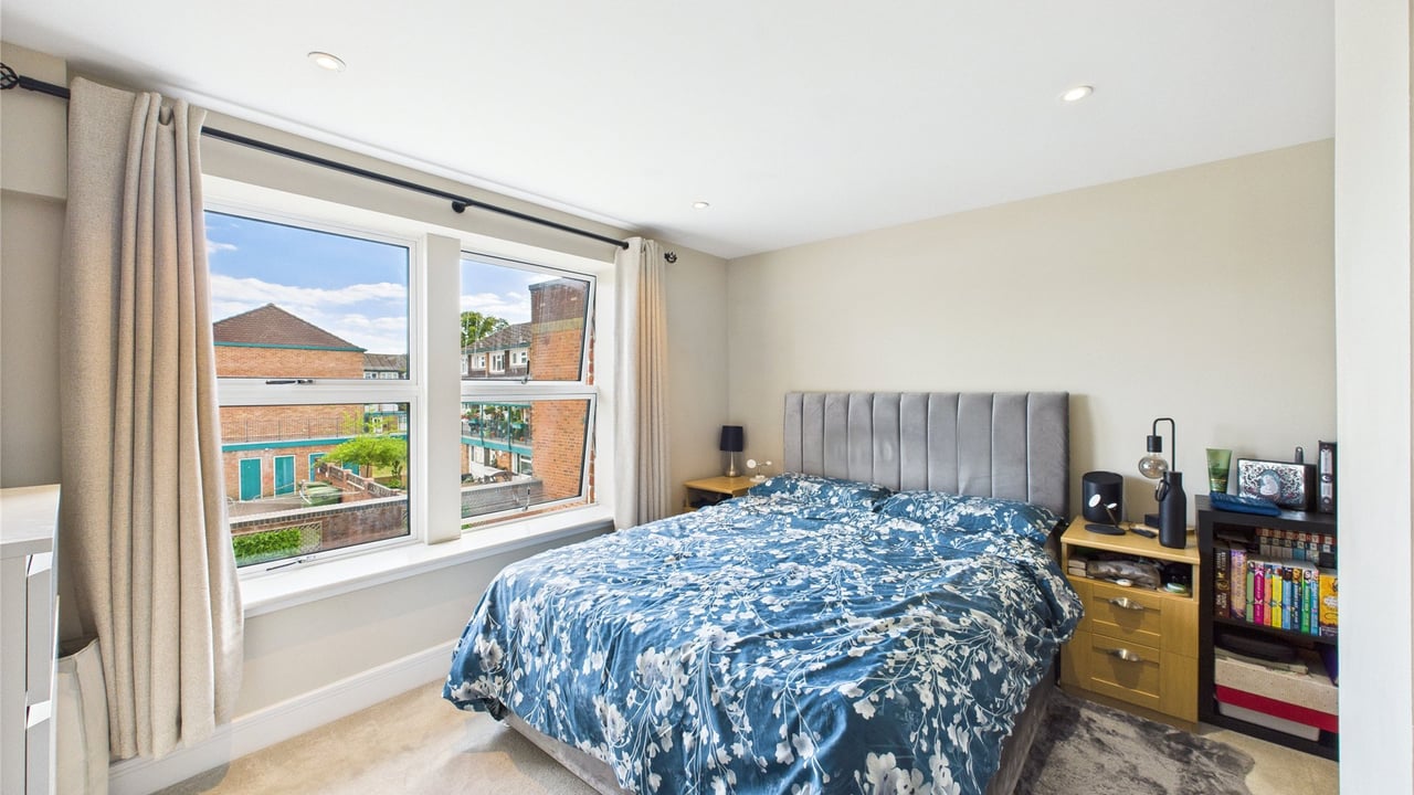 Picture No. 03 - Alexandra House, Farnborough