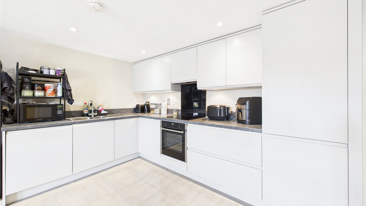 Picture No. 05 - Alexandra House, Farnborough