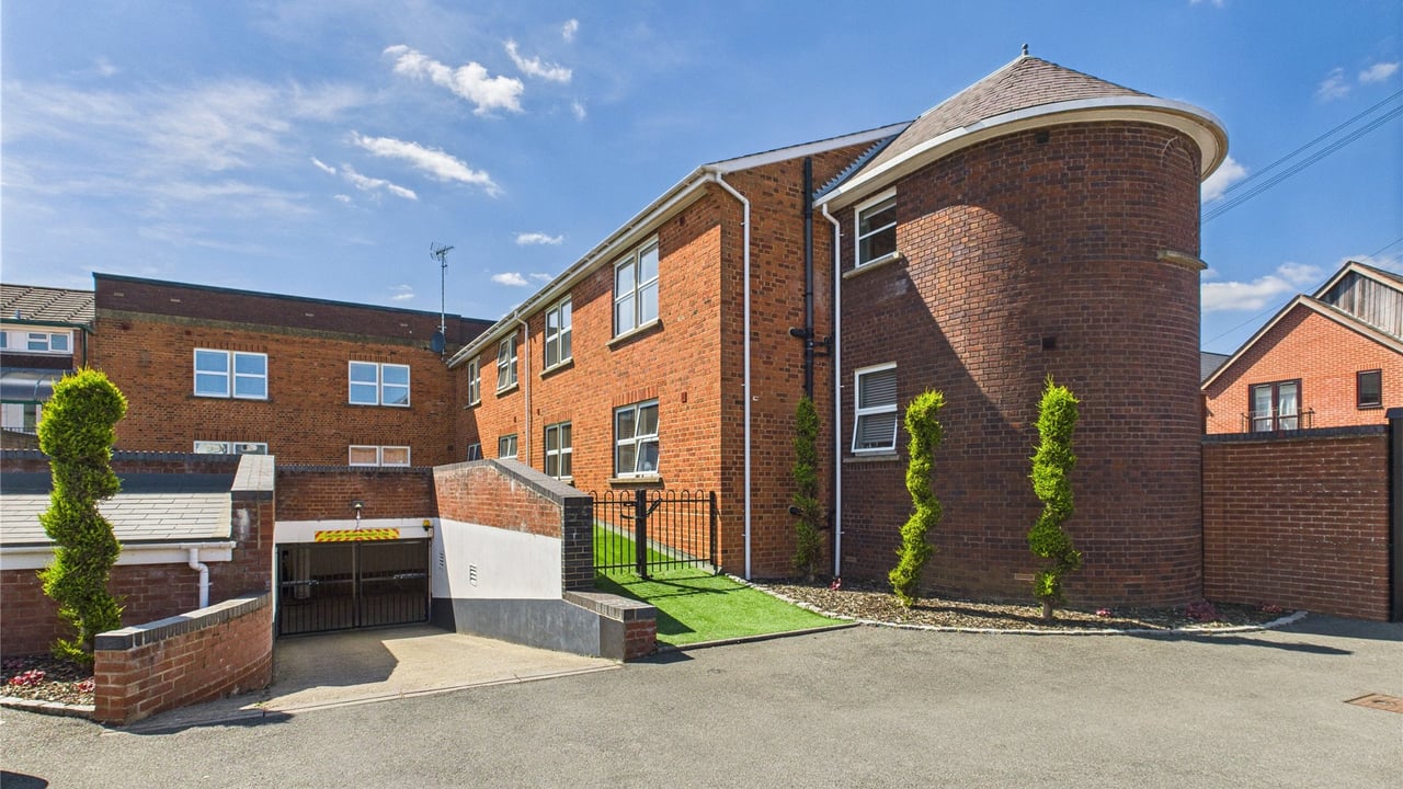 Picture No. 07 - Alexandra House, Farnborough