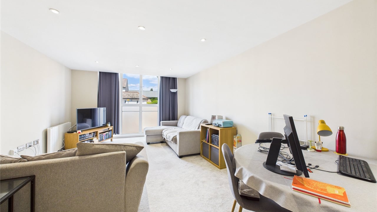 Picture No. 20 - Alexandra House, Farnborough