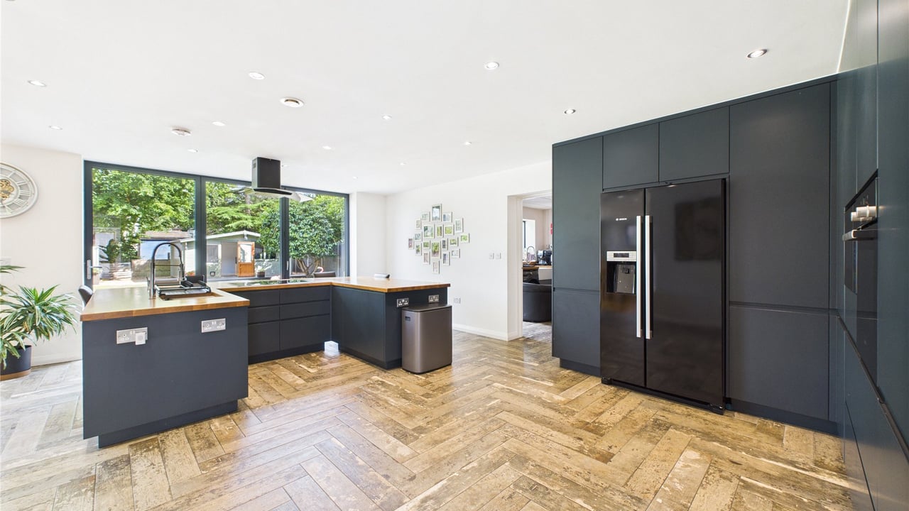 Picture No. 02 - Prospect Road, Farnborough