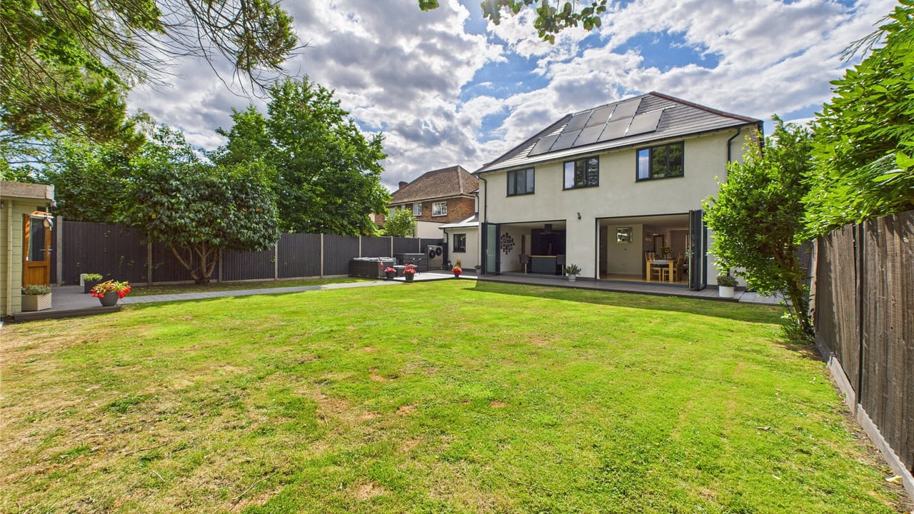 Picture No. 08 - Prospect Road, Farnborough