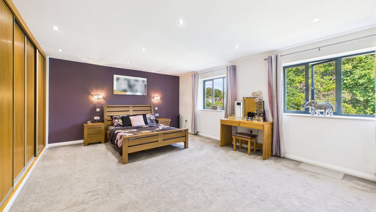 Picture No. 12 - Prospect Road, Farnborough