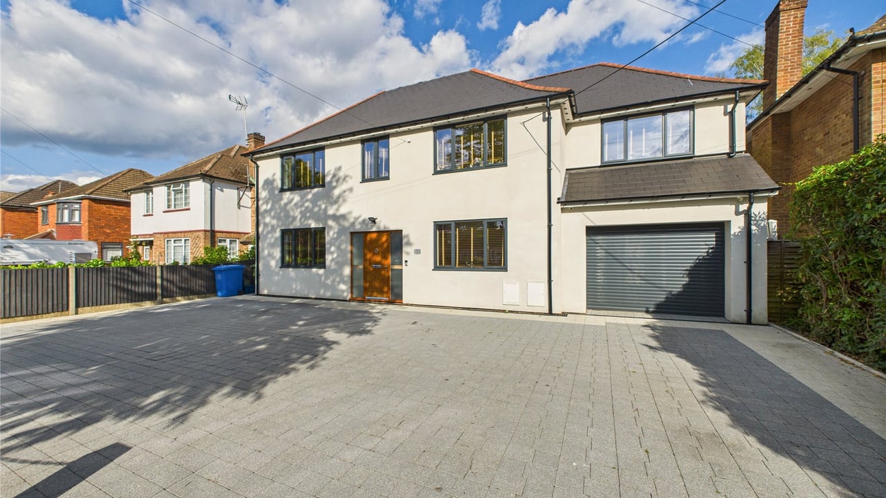 Picture No. 22 - Prospect Road, Farnborough