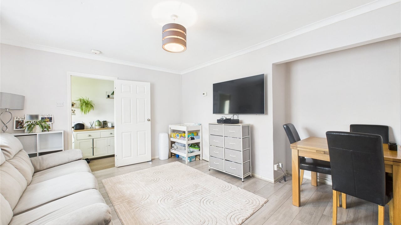 Picture No. 01 - Hawley Lane, Farnborough