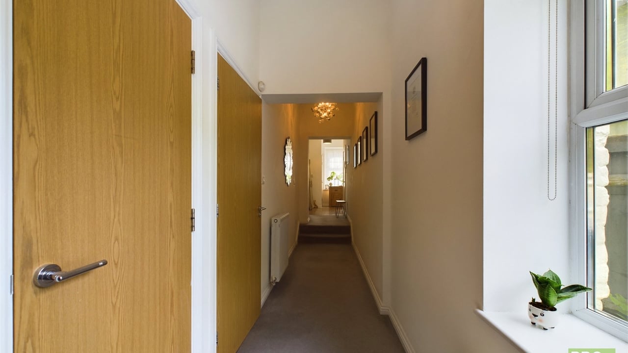 Picture No. 01 - Warfield Chase, Bracknell