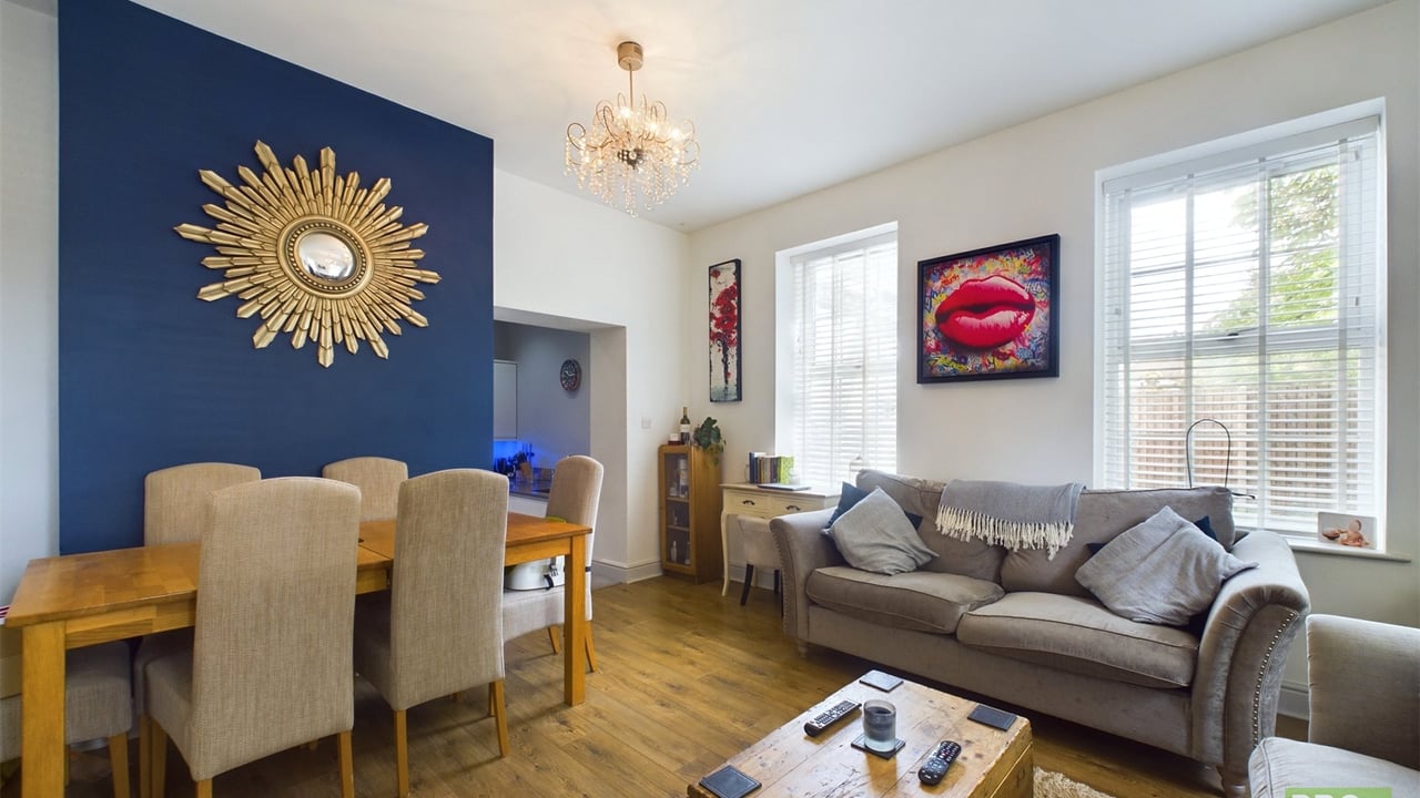 Picture No. 03 - Warfield Chase, Bracknell