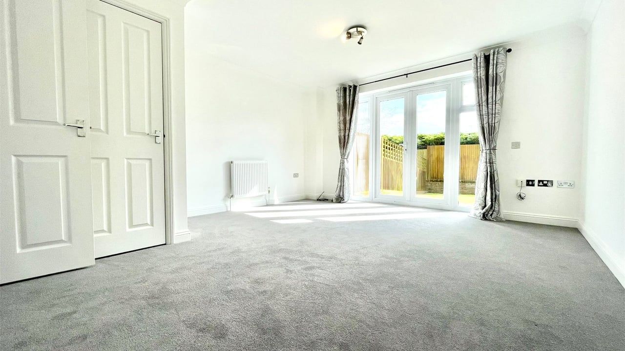 Picture No. 13 - Letts Green, Woodley