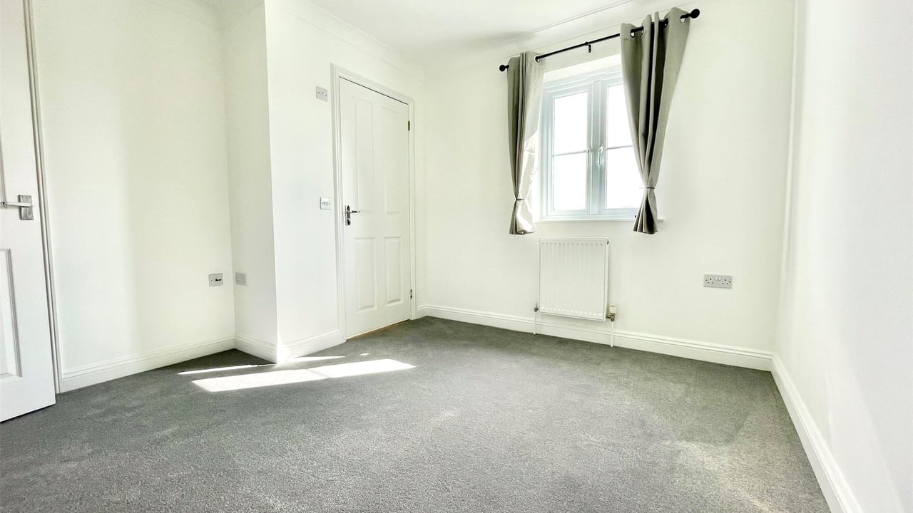 Picture No. 15 - Letts Green, Woodley