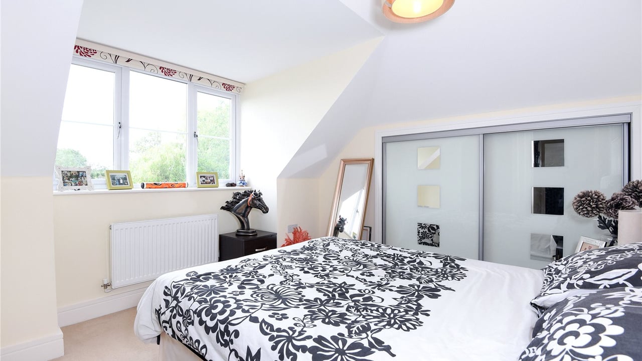 Picture No. 05 - Whitegates, Winnersh