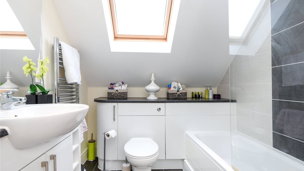 Picture No. 07 - Whitegates, Winnersh