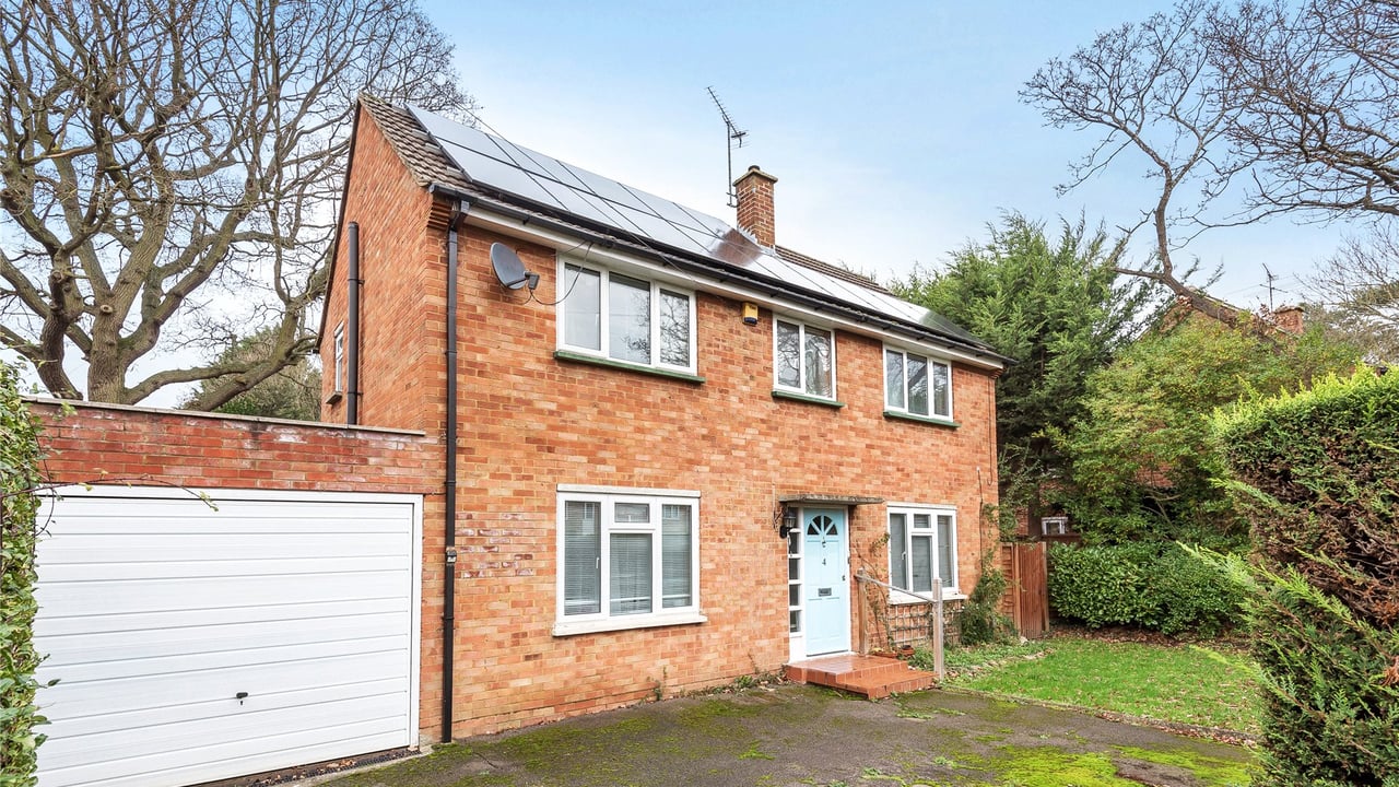 Picture No. 15 - Herons Way, Wokingham