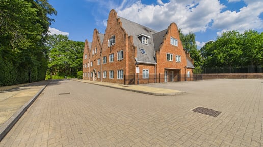 Paddock House