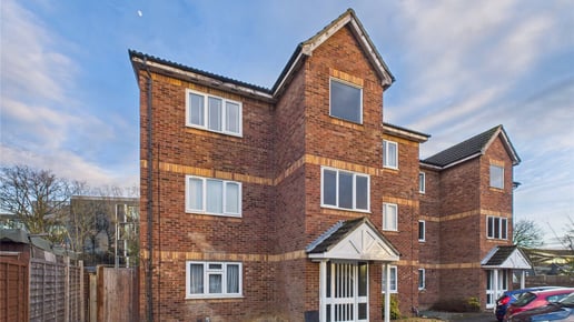 Simmonds Close