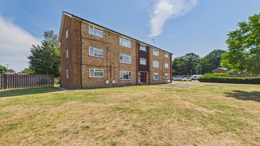 Moor Close