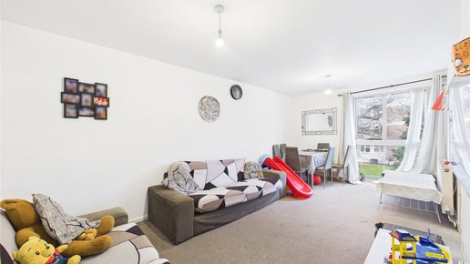 Laleham Road, Staines-Upon-Thames