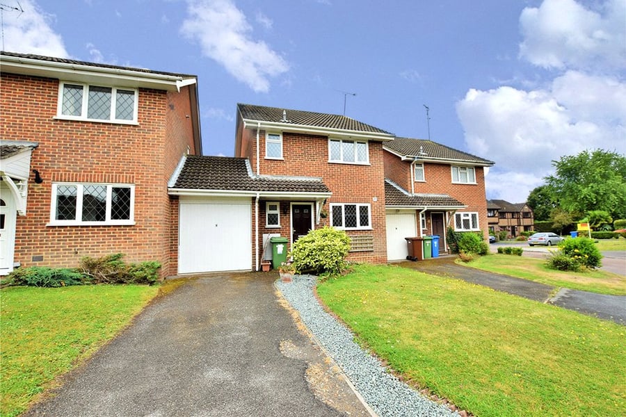 Clayhill Close, Bracknell