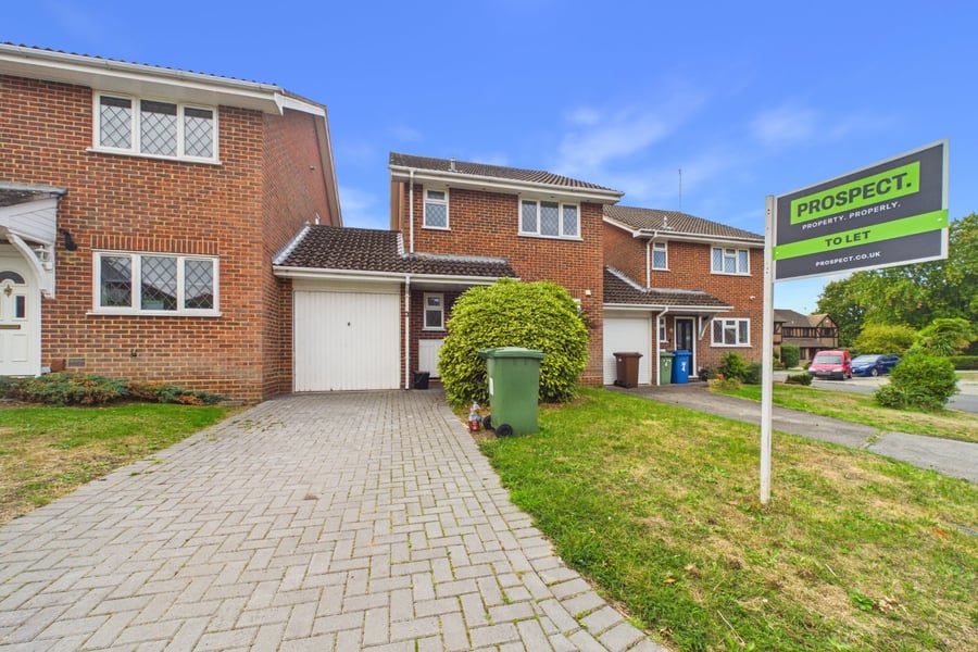 Clayhill Close, Bracknell