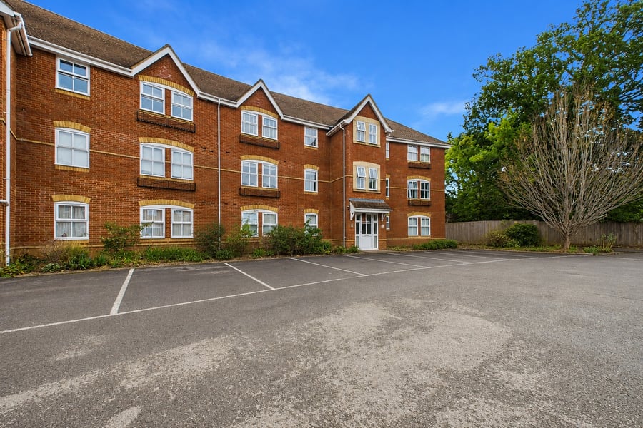 Bevan Gate, Bracknell
