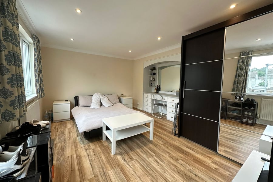 Southwold, Bracknell