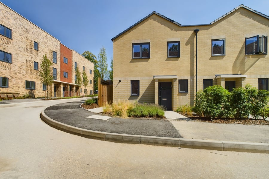 Coopers Hill, Bracknell