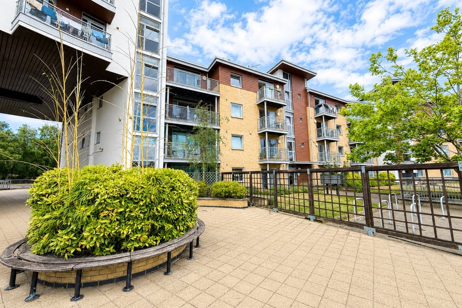 Kelvin Gate, Bracknell
