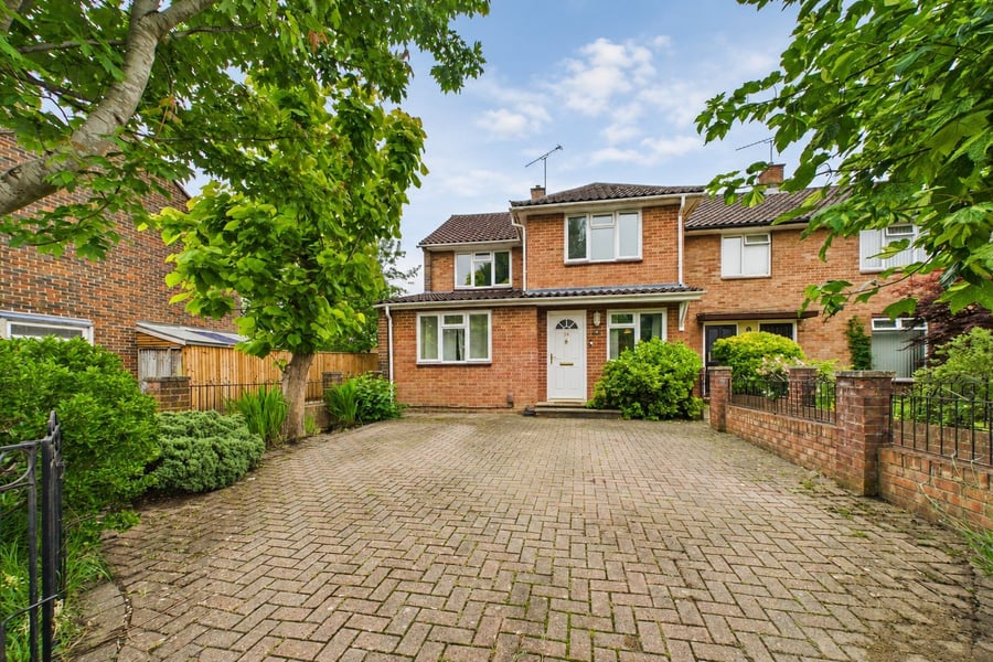 Longwater Road, Bracknell