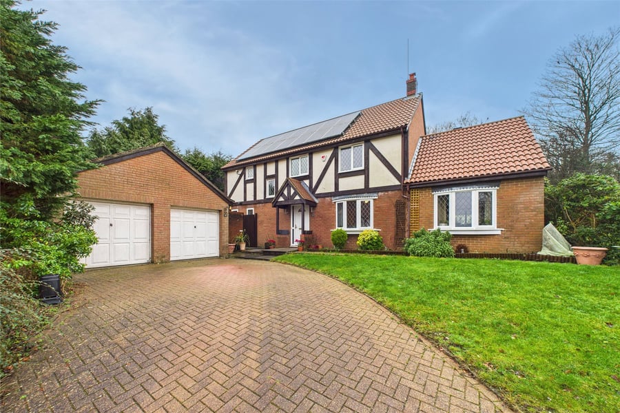 Fletcher Gardens, Bracknell