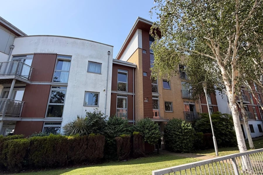Kelvin Gate, Bracknell