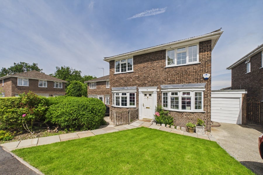Avon Grove, Bracknell