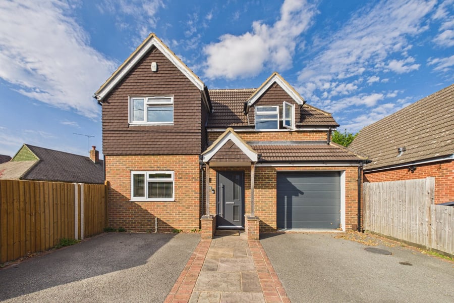 Holly Road, Farnborough