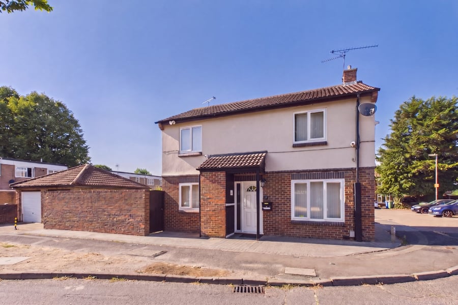 Croyde Close, Farnborough