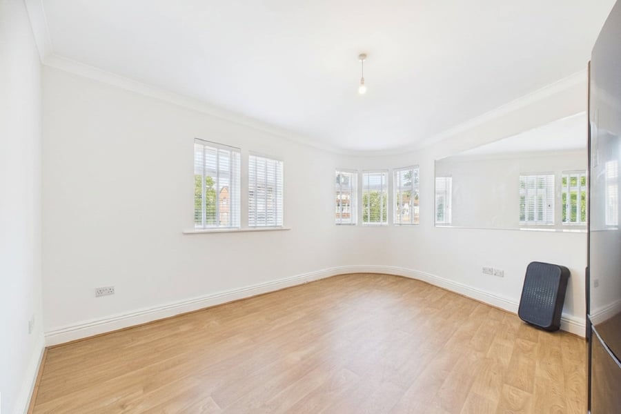 Farnborough Road, Farnborough