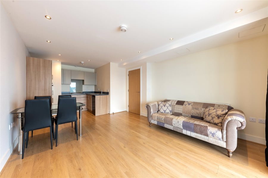 Queensmead, Farnborough