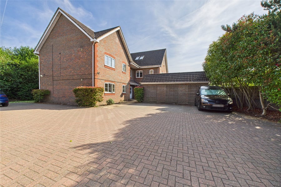 Haydon Place, Farnborough