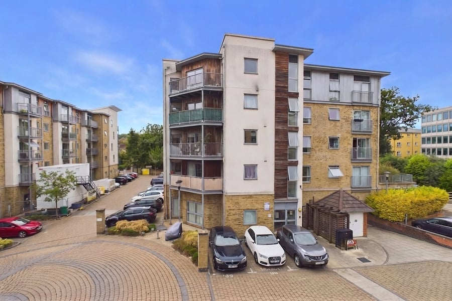 Coombe Way, Farnborough