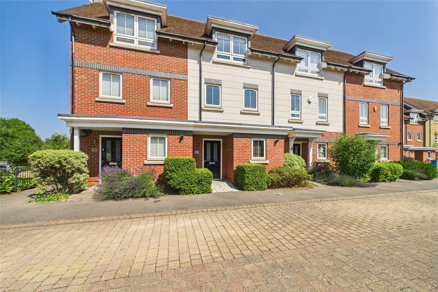 Kingfisher Drive, Berkshire